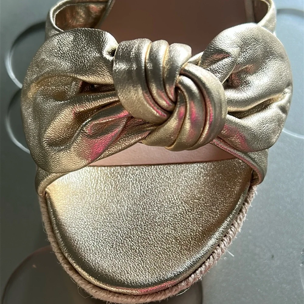 NIB Kate Spade Tianna Espadrille Wedge Gold Metallic Sandals, Size 11